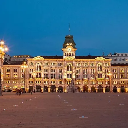 Casa Molly - Historic Centre Piazza Unita *