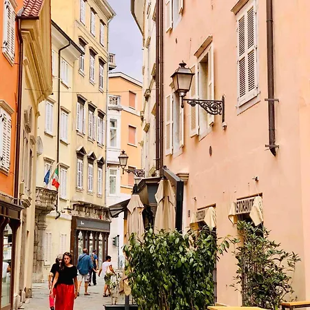 Apartment Casa Molly - Historic Centre Piazza Unita Trieste